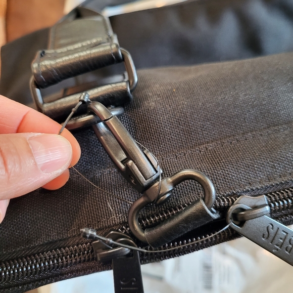 *NWT* Beís The Convertible Mini Weekender - Picture 5 of 12